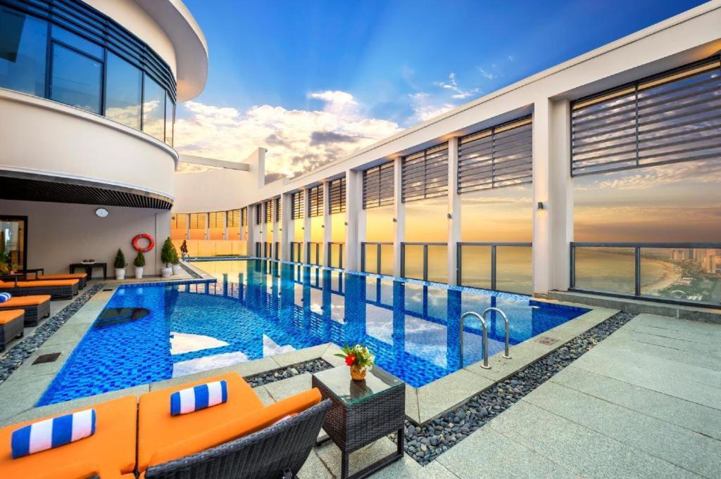 Da Nang Ocean View Luxury Apartment Exterior foto